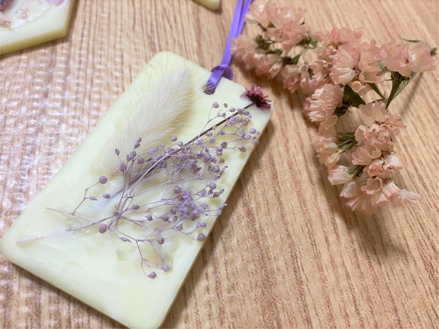 ドライフラワー活用術！基本の作り方やアレンジ方法を紹介